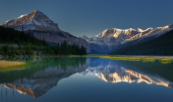 山と水域の景色、写真、自然、風景、朝、日光、ロッキー山脈、湖、雪のピーク、反射、森林、穏やかな、カナダを見下ろす、 HDデスクトップの壁紙