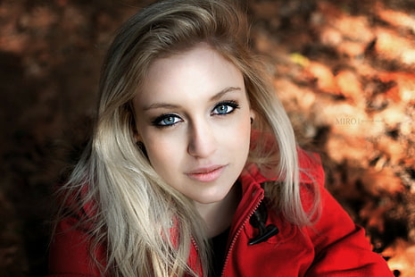 женщины, лицо, портрет, блондинка, голубые глаза, смотрит на зрителя, сидит, HD обои HD wallpaper