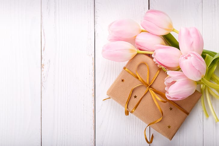 flowers, gift, bouquet, tulips, love, pink, fresh, romantic, spring, gift box, HD wallpaper