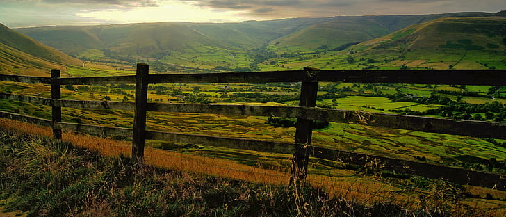 szary drewniany płot i zielone wzgórza, płot, widok, zielone wzgórza, Edale, Derbyshire, Peak District, Wielka Brytania, Kinder Scout, dolina, natura, góra, krajobraz, na zewnątrz, wzgórze, scena wiejska, scenics, łąka, trawa, Tapety HD