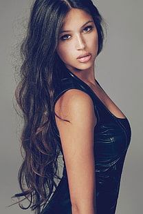 kvinna som bär svart scoop-hals topp, kvinnor, modell, brunett, långt hår, vågigt hår, HD tapet HD wallpaper