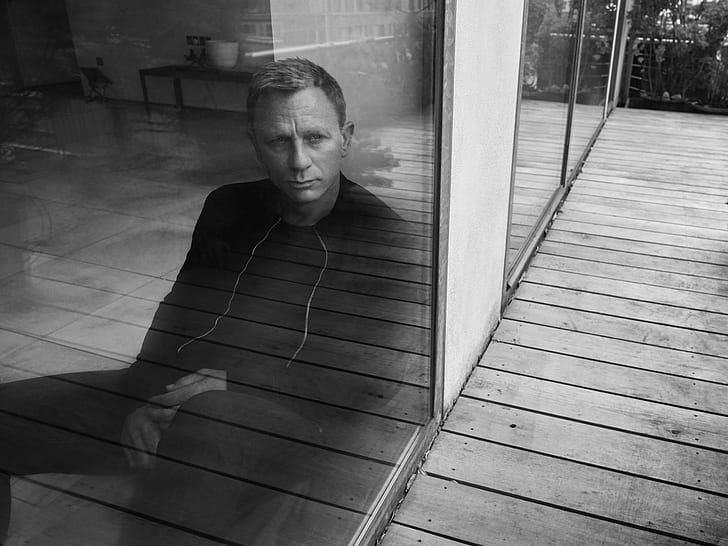 Daniel Craig, tek renkli, HD masaüstü duvar kağıdı