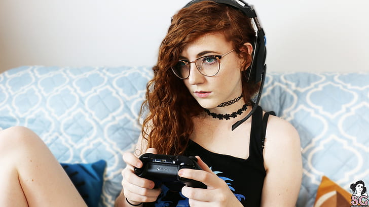 gamer, headset, Tidecallernami, Suicide Girls, berambut merah, kacamata, wanita, joystick, Wallpaper HD