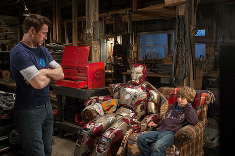 garage, kostym, Robert Downey Jr., Iron Man 3, Ty Simpkins, HD tapet HD wallpaper