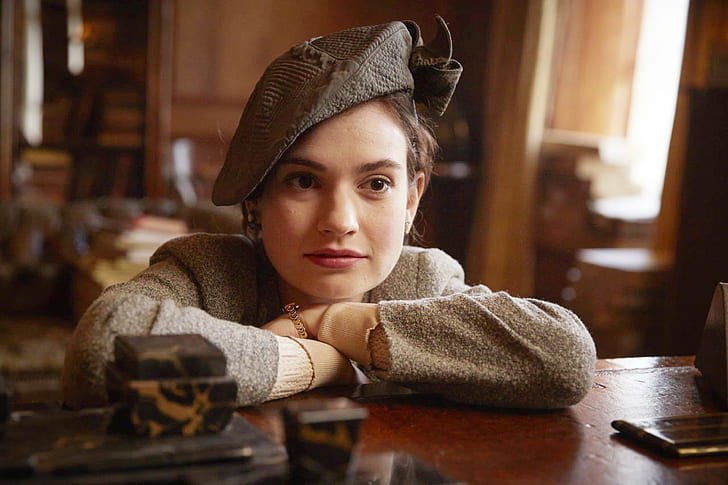 Lily James In The Guernsey Literary And Potel Peel Pie Society, Sfondo HD