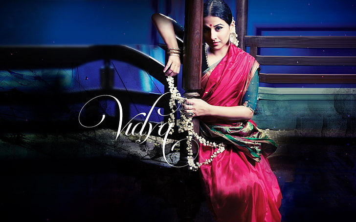 Vidya Balan In Saree, sari azul e vermelho feminino, celebridades femininas, Vidya Balan, bollywood, atriz, HD papel de parede