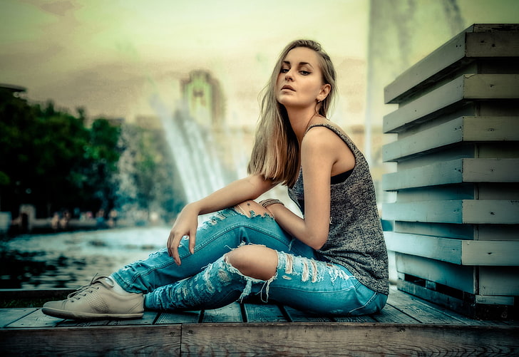 wanita, model, pirang, duduk, celana jeans robek, Wallpaper HD