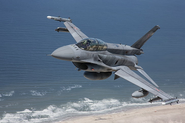 ジェット戦闘機、ゼネラルダイナミクスF-16ファイティングファルコン、航空機、ジェット戦闘機、軍用機、 HDデスクトップの壁紙