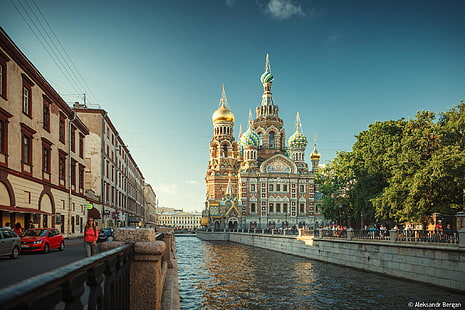 茶色と緑の城、ロシア、サンクトペテルブルク、ピーター、サンクトペテルブルク、アレクサンドル・ベルガン、モイカ川、血の上の救世主教会、 HDデスクトップの壁紙 HD wallpaper