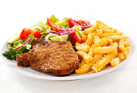 стейк на гриле, картофель, мясо, салат, тарелка, белый фон, HD обои HD wallpaper