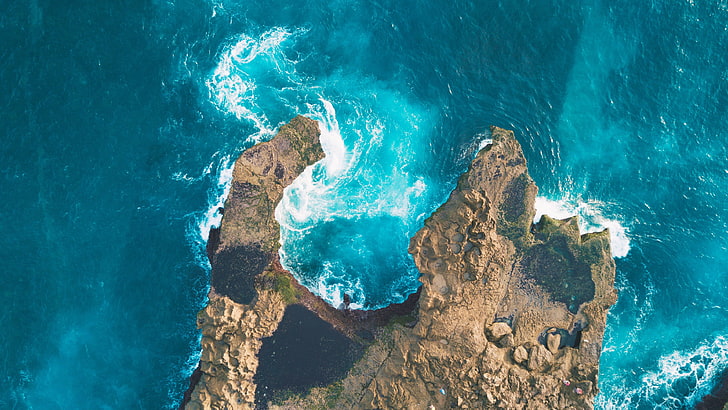 mer bleue, paysage, vue aérienne, mer, eau, côte, roches, cyan, vagues, Fond d'écran HD