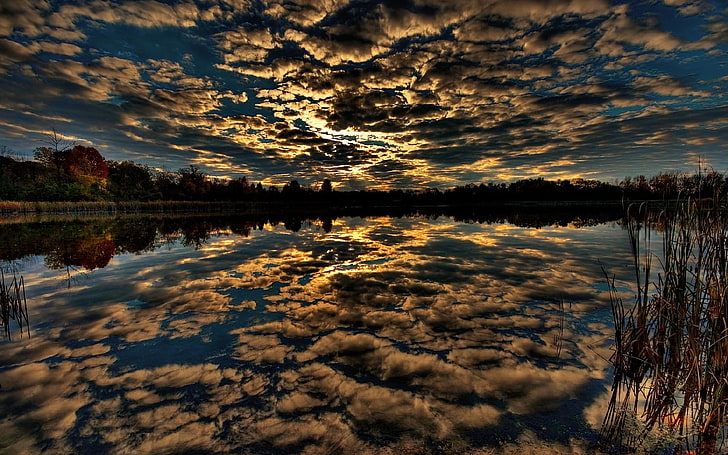 réflexion, coucher de soleil, lac, nuages, arbres, Fond d'écran HD