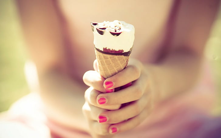 сладолед, жени, боядисани нокти, HD тапет