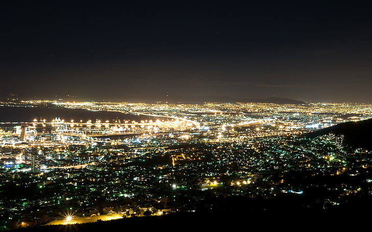 grüne und braune Bäume malen, Fotografie, Stadtbild, Nacht, Lichter, Stadt, Kapstadt, Südafrika, Wasser, Meer, städtisch, HD-Hintergrundbild