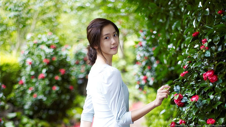 여자 자연 꽃 정원 여자 세대 snsd 아시아 임 yoona 1920x1080 자연 꽃 HD 아트, 자연, 여자, HD 배경 화면