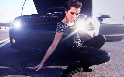 Sati Kazanova, model, car, women, brunette, squatting, leather pants, HD wallpaper HD wallpaper