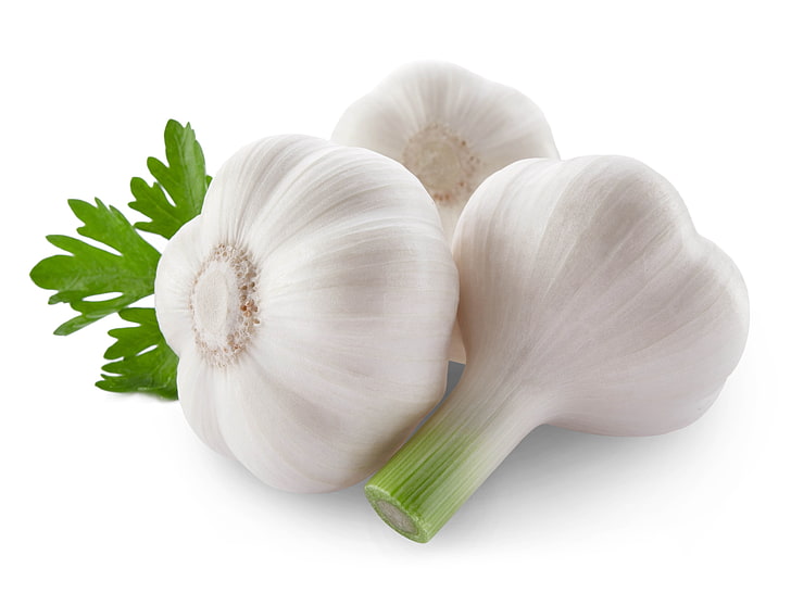 three white garlic buns, garlic, three, head, white background, HD wallpaper