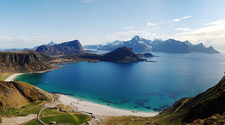 aerial photography of mountain near body of water under white sky, Haukland, Beach, view, aerial photography, mountain, body of water, white sky, nikon, d80, norvegia, lofoten, island, isole, isola, islands, sea, mare, nord, north, artic, circle, landscape, panorama, pano, ubuntu, nature, lake, scenics, outdoors, travel, water, HD wallpaper