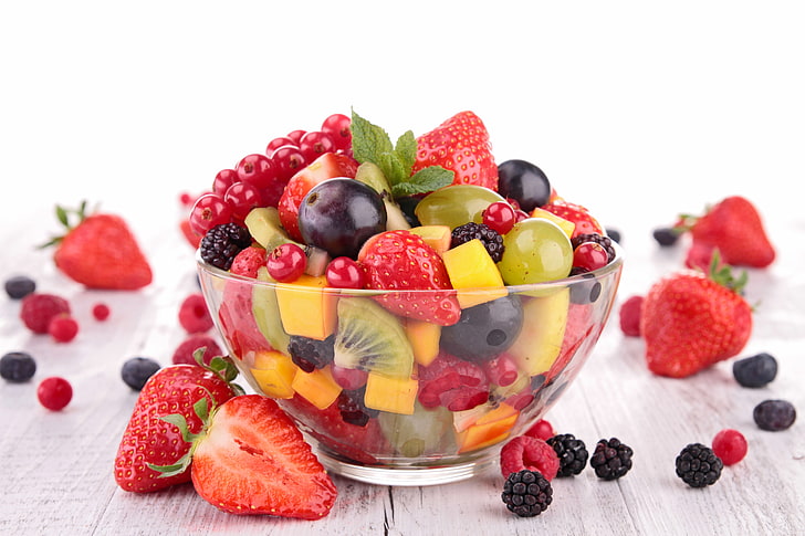 salad buah di dalam mangkuk kaca bening, berry, buah, segar, hidangan penutup, buah-buahan, salad buah, salad, Wallpaper HD