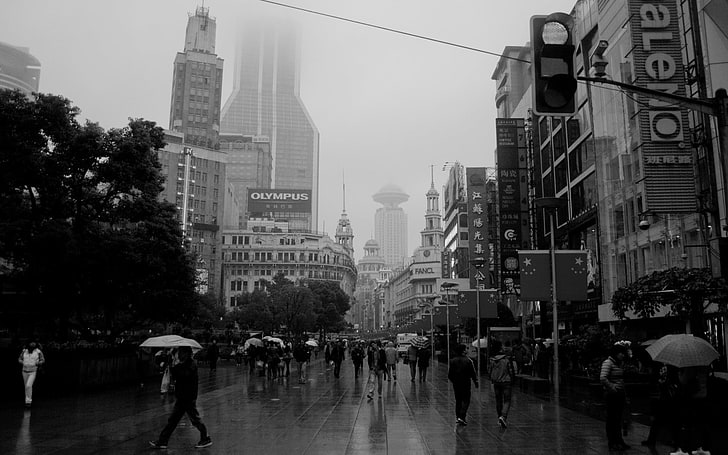 люди возле здания фотографии в оттенках серого, Шанхай, городской пейзаж, город, HD обои