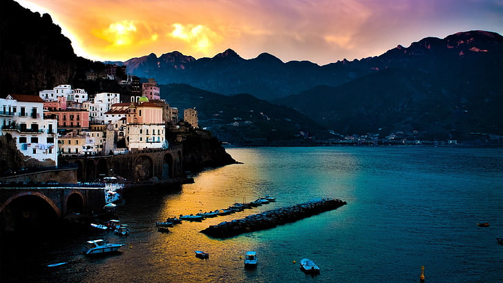 アマルフィ、サレルノ、イタリア、ヨーロッパ、空、夜明け、水、水域、海、夕暮れ、日の出、雲、朝、雰囲気、山、 HDデスクトップの壁紙