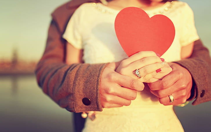 Heart in hands, silver diamond ring, woman, man, ring, heart, Love, wedding, hands, HD wallpaper