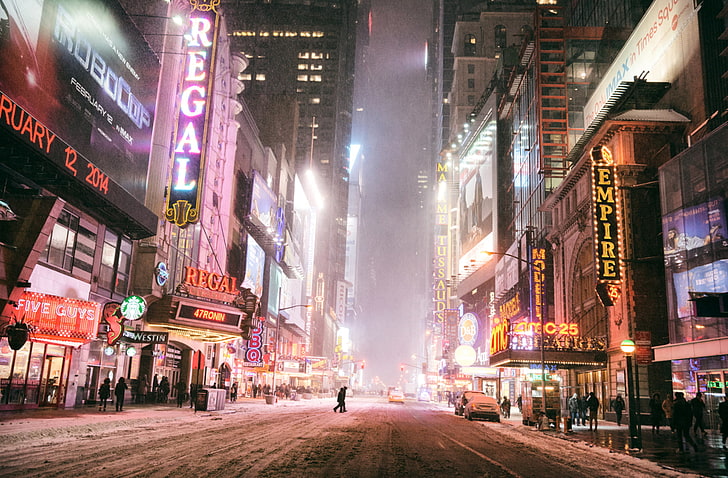 Ню Йорк Тайм Скуеър, зима, път, машина, нощ, градът, светлини, хора, улица, сграда, Ню Йорк, небостъргачи, знаци, САЩ, Манхатън, Ню Йорк, Ню Йорк, магазини, HD тапет