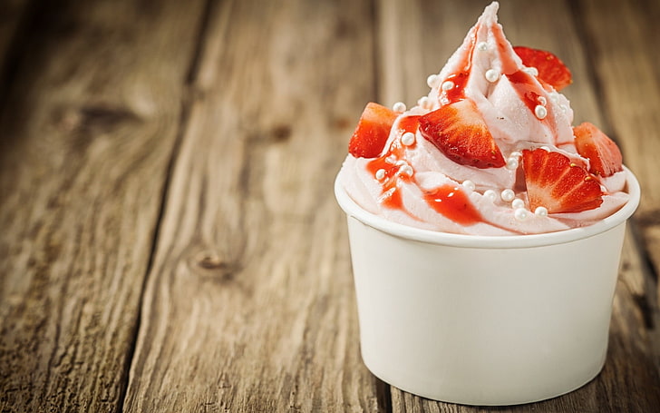 Cream, dessert, strawberries, food, HD wallpaper