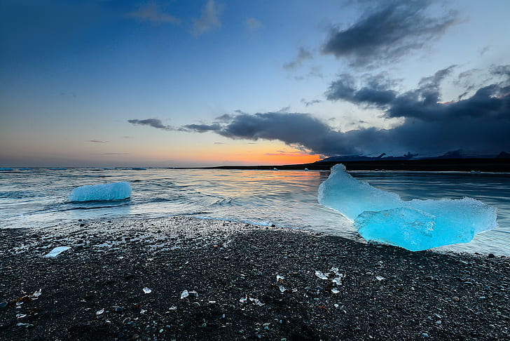 Islandia, Jokulsarlon, gunung es putih melalui laut, Islandia, Jokulsarlon, pantai, es terapung, Matahari Terbenam, Wallpaper HD