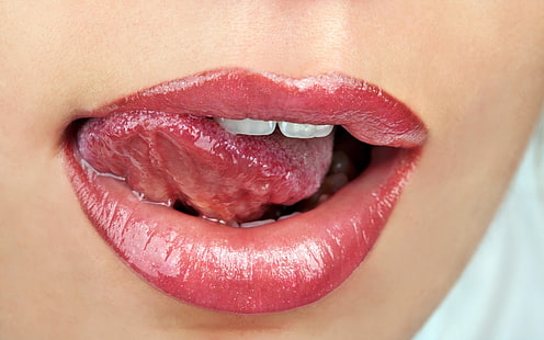 rote und weiße Keramikschale, Lippen, saftige Lippen, HD-Hintergrundbild HD wallpaper