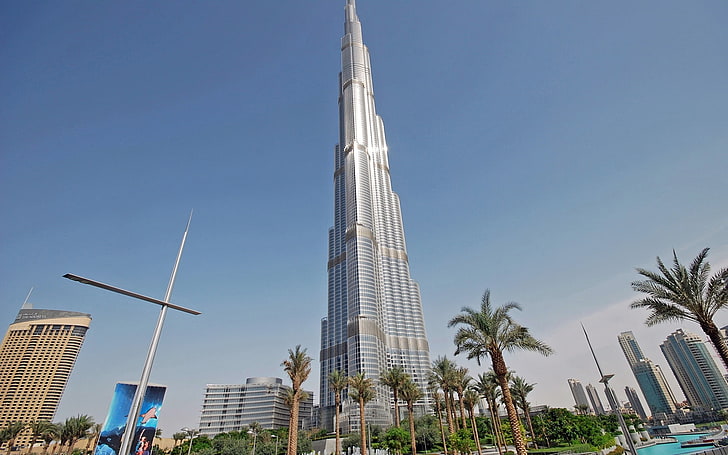 бетонна сграда, Дубай, небостъргачи, кули, къщи, Бурдж Халифа, палма, небе, HD тапет