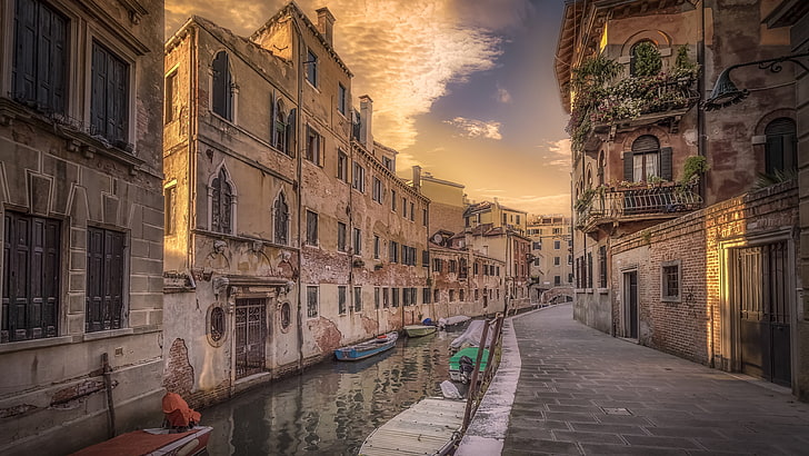 Italia, Venecia, Europa, canal, barcos, vía fluvial, calle, ciudad, callejón, sitio histórico, Fondo de pantalla HD