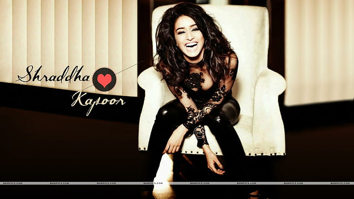 Shraddha Kapoor Sweet Smile, female celebrities, shraddha kapoor, bollywood, celebrities, HD wallpaper