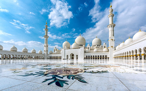 Meczet Szejka Zayeda w Abu Zabi do zewnętrznej okładziny minaretów meczetu i używanego białego marmuru (sivec) z Prilep, Macedonia Łącznie (115,119 m2 (1239,130 ​​stóp kwadratowych), Tapety HD HD wallpaper