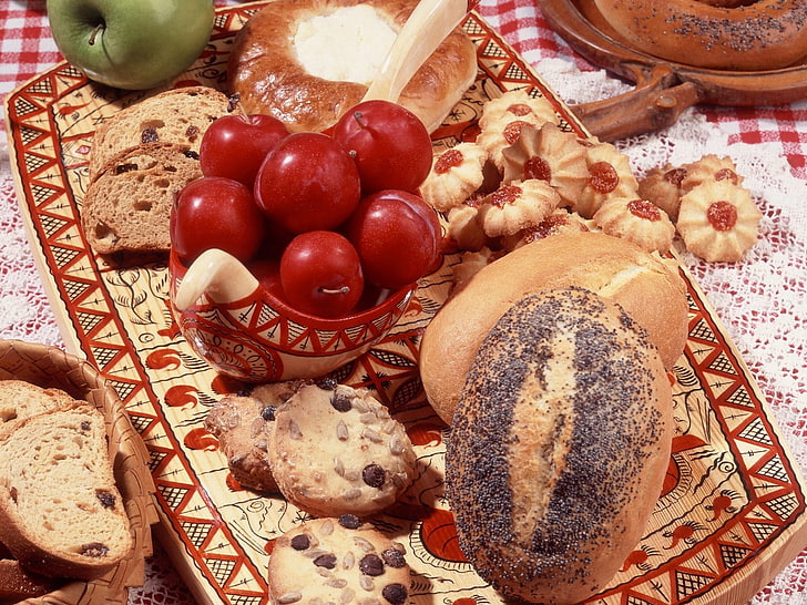 baked bread, plum, bread, nuts, poppy seeds, HD wallpaper