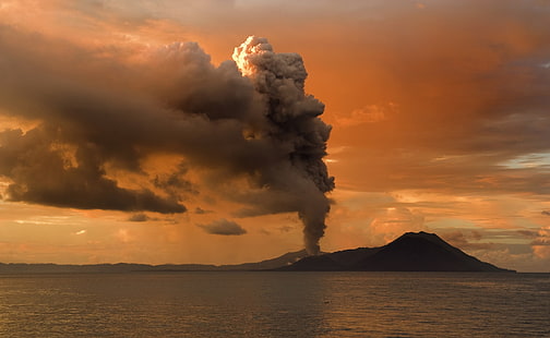 Erupção vulcânica na Papua, Nova Guiné, corpo de água, Viagens, Ilhas, Ásia, natureza, montanhas, Nova Guiné, Papua, Volvano, vulcânica, erupção, Oceania, HD papel de parede HD wallpaper