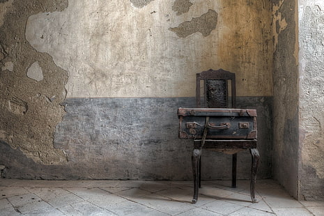 old, chair, wall, suitcase, HD wallpaper HD wallpaper