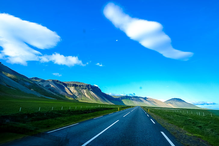 회색 콘크리트 도로, 도로, 마킹, 산, 하늘, HD 배경 화면