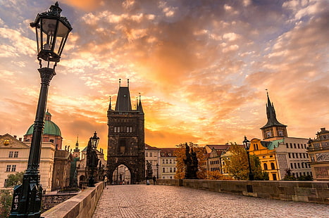 プラハ、チェコ共和国、プラハ、プラハ、チェコ共和国、チェスカーレプブリカ、カルルフほとんど、カレル橋、都市、秋、建築、橋、敷石、彫刻、日没、空、雲、 HDデスクトップの壁紙 HD wallpaper