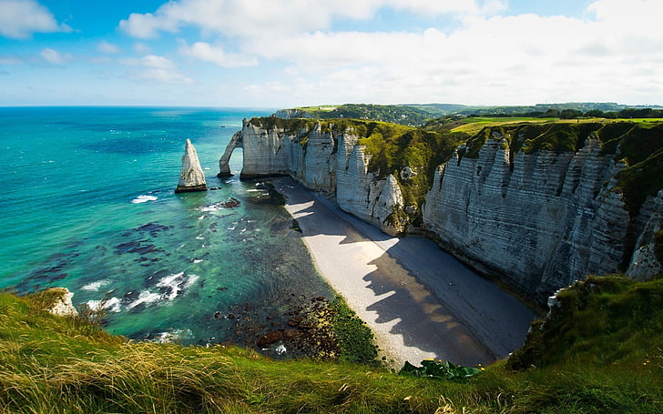 brown cliff, landscape, Étretat, cliff, sea, coast, Normandie, France, HD wallpaper