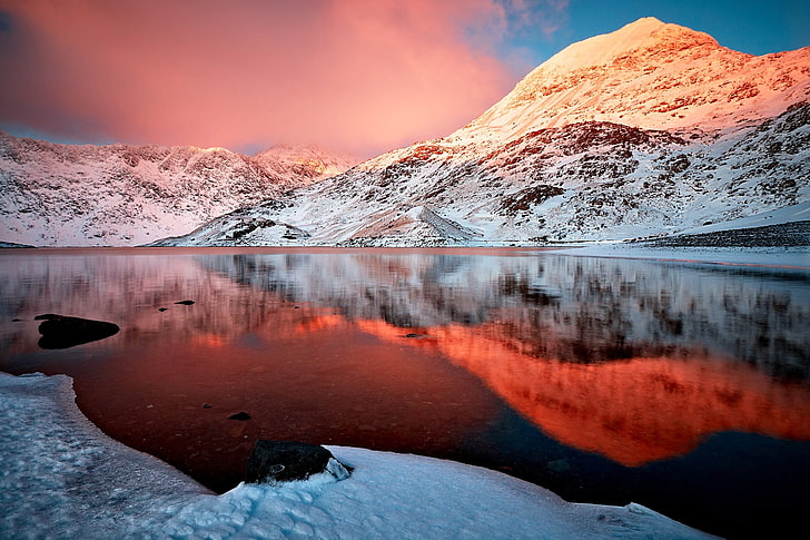 montagna coperta di ghiaccio, lago, paesaggio, luce solare, riflesso, picco nevoso, natura, Sfondo HD