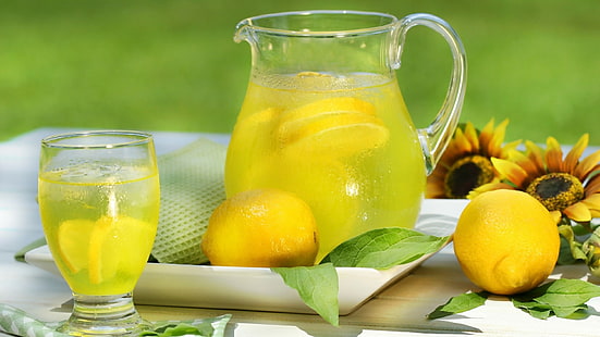 лимон, лимонный сок, напиток, сок, стакан, лимонад, кувшин, стол, украшение, цитрусовые, еда, безалкогольный напиток, фрукты, HD обои HD wallpaper