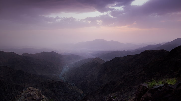 dağ silueti, dağlar, Al-Hada, Suudi Arabistan, Mekke, bulutlar, mor gökyüzü, sis, HD masaüstü duvar kağıdı
