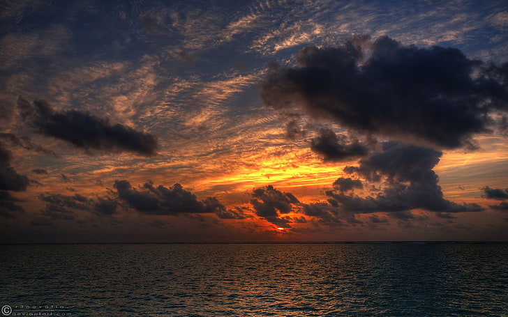 ocean under nimbus clouds, nature, sky, sea, horizon, sunlight, clouds, HD wallpaper