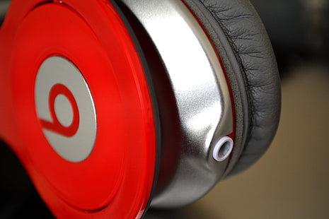 червени и черни Beats by Dr. Dre слушалки, музика, макро, HD тапет HD wallpaper