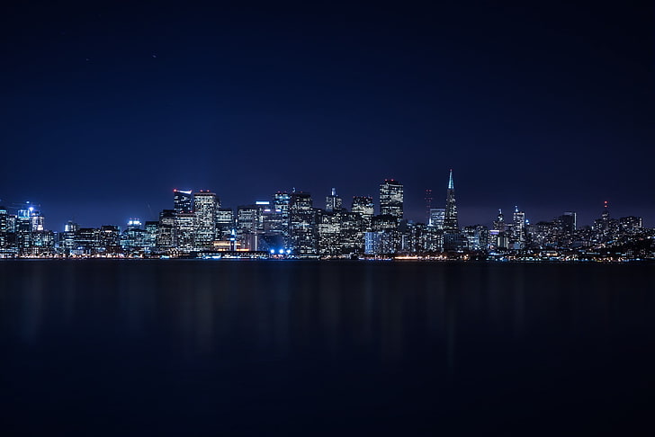 панорамный вид высотного здания в ночное время, ночь, пейзаж, огни, Сан-Франциско, Калифорния, вода, город, городской пейзаж, HD обои
