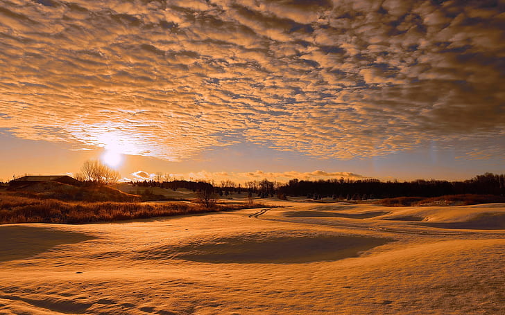 Schnee Winter, Wolken, Sonnenuntergang, warmes Sonnenlicht, Wüstenland unter Altkumuluswolken, Schnee, Winter, Wolken, Sonnenuntergang, warm, Sonnenlicht, HD-Hintergrundbild