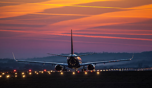 черный авиалайнер, огни, рассвет, аэропорт, самолёт, аэробус, HD обои HD wallpaper