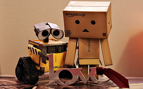 Данборд, wall-e, коробки, роботы, пара, любовь, обида, Данборд, wall-e, коробки, роботы, пара, любовь, обида, HD обои HD wallpaper
