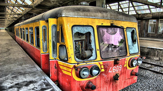 Terk edilmiş metro tren HD, terk edilmiş, kırık, hdr, kırmızı, metro, tren, sarı, HD masaüstü duvar kağıdı HD wallpaper